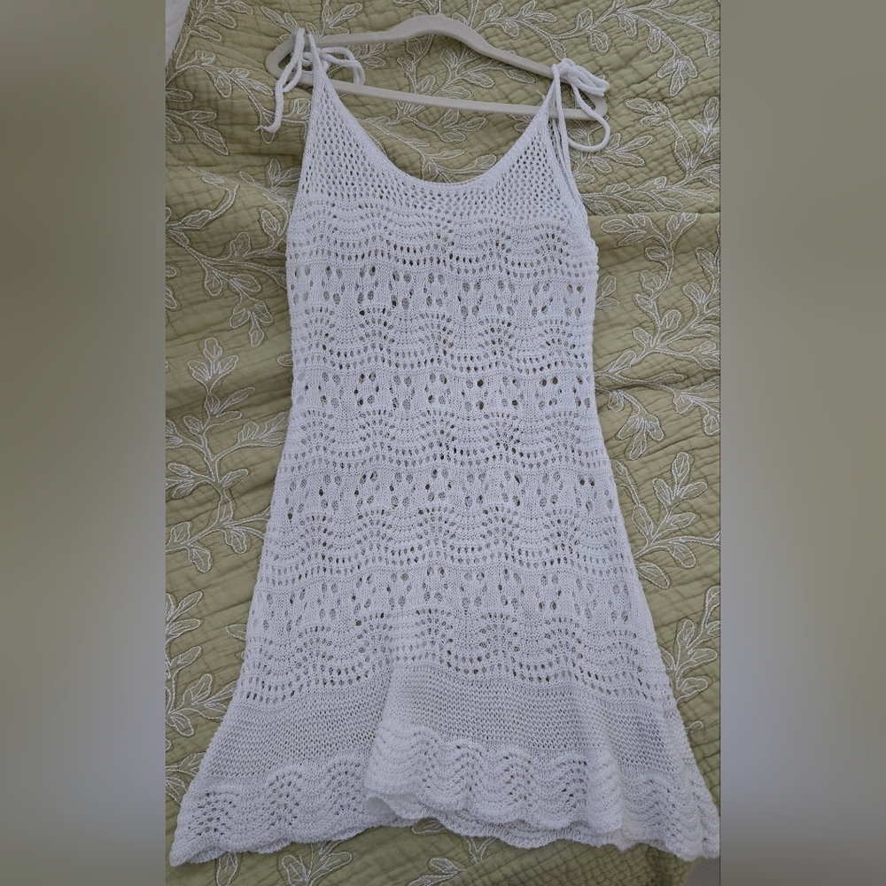 Chic White Crochet Beach Cover-Up Dress XXS